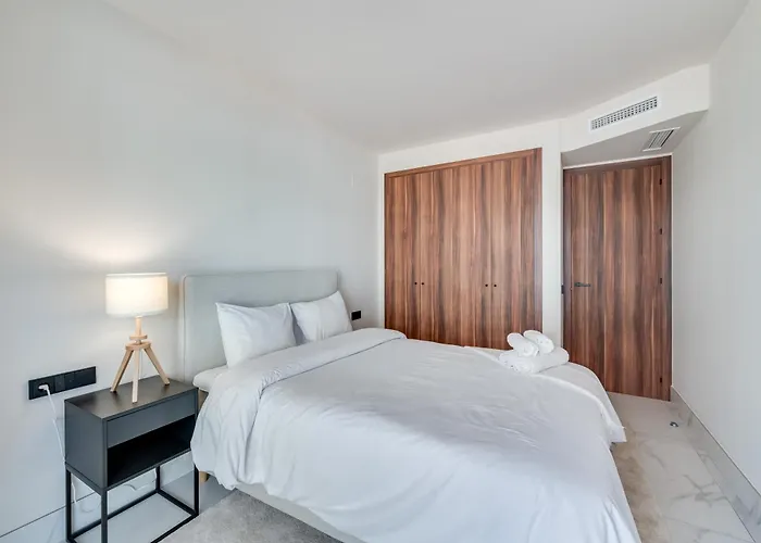 Newly Built 3 Bdrm Luxury Close To The