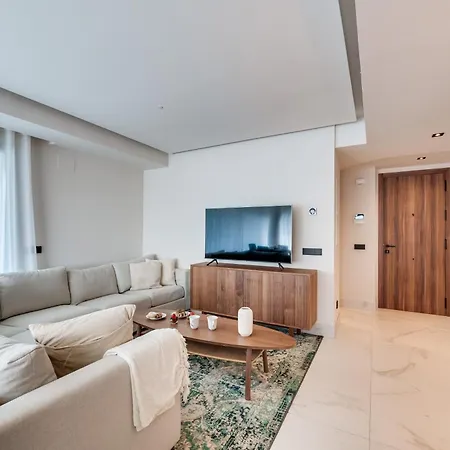 Newly Built 3 Bdrm Luxury Close To The