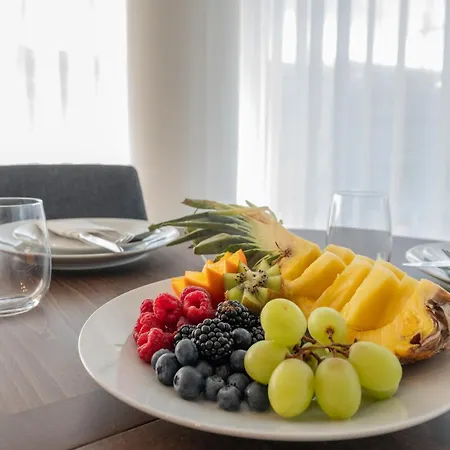 Apartman Newly Built 3 Bdrm Luxury Close To The *