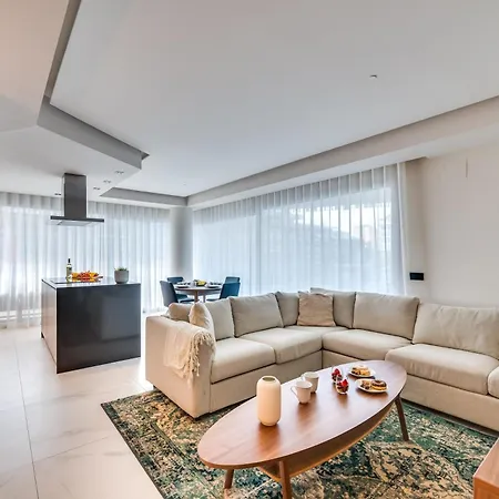 Newly Built 3 Bdrm Luxury Close To The Апартаменты Марбелья