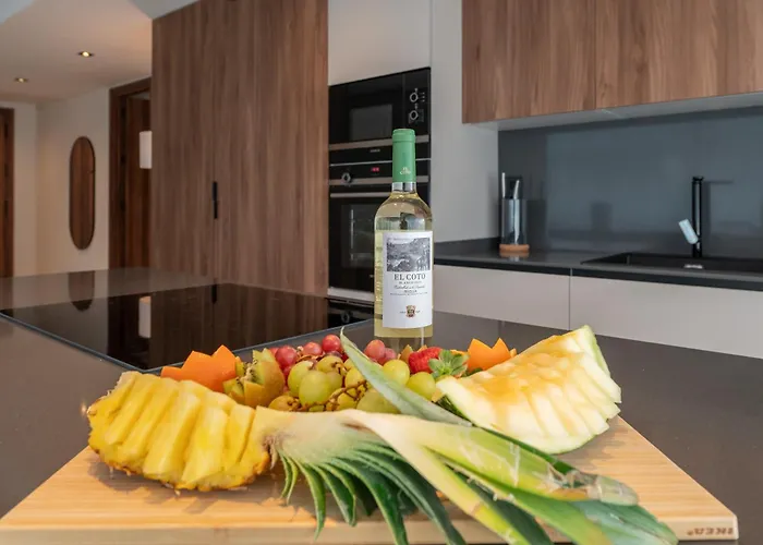 Apartment Newly Built 3 Bdrm Luxury Close To The *